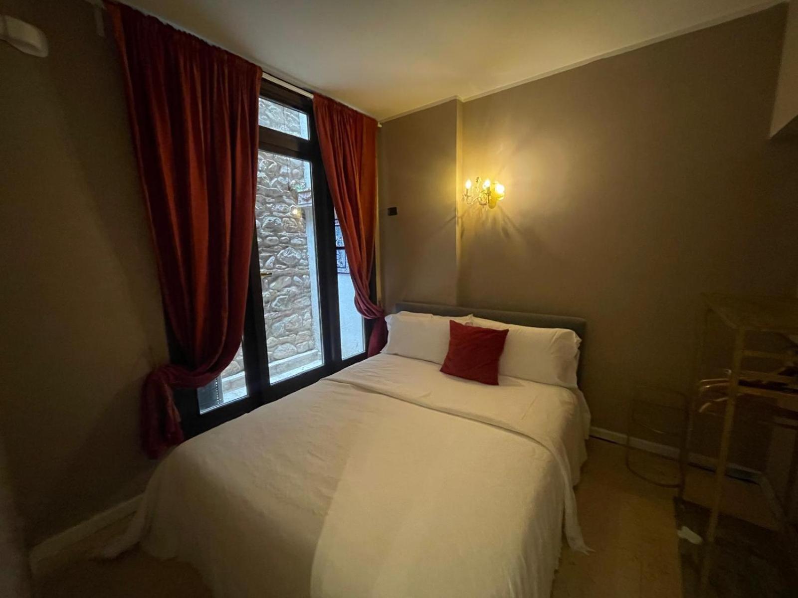 Prestige Suite Sirmione Bagian luar foto